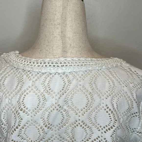 J. McLAUGHLIN WHITE TUNIC TOP LASERCUT LACE CROCHET TRIM 3/4 SLEEVES - Picture 4 of 6